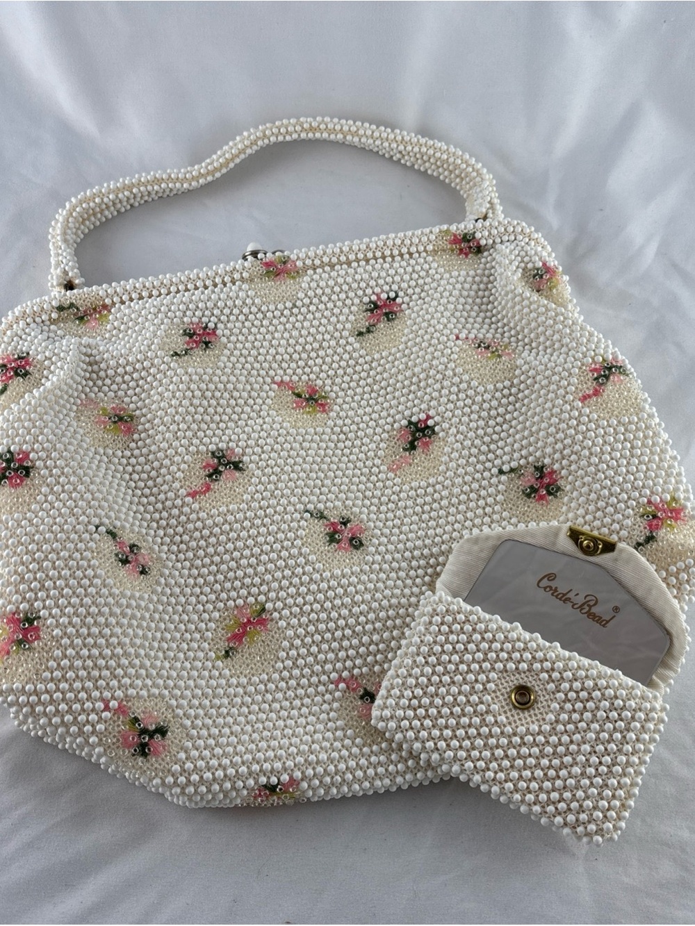 Vintage 50s 60s White Corde Bead Lumured Floral Handbag Purse and Coin Purse